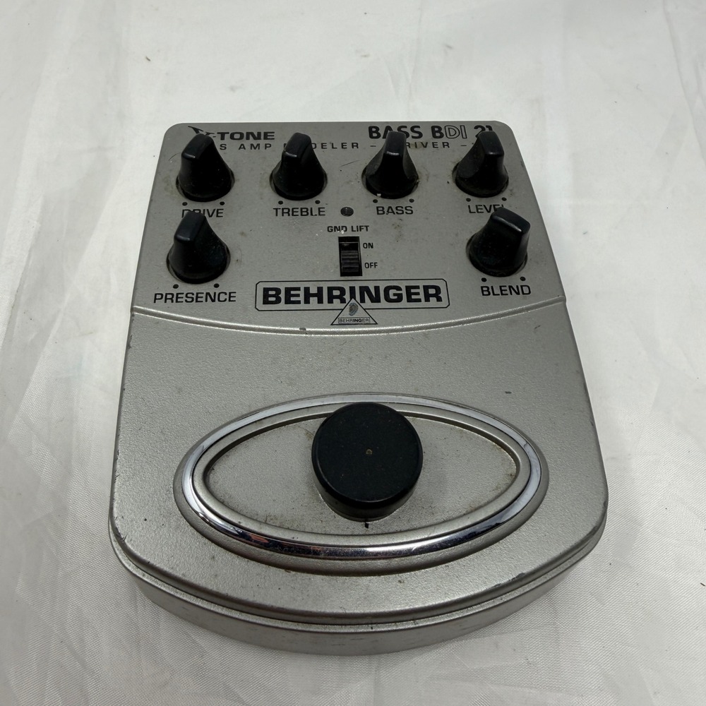 Behringer V-Tone Bass BDI21 Bass Amp Modeler Driver DI Pedal Silver G1